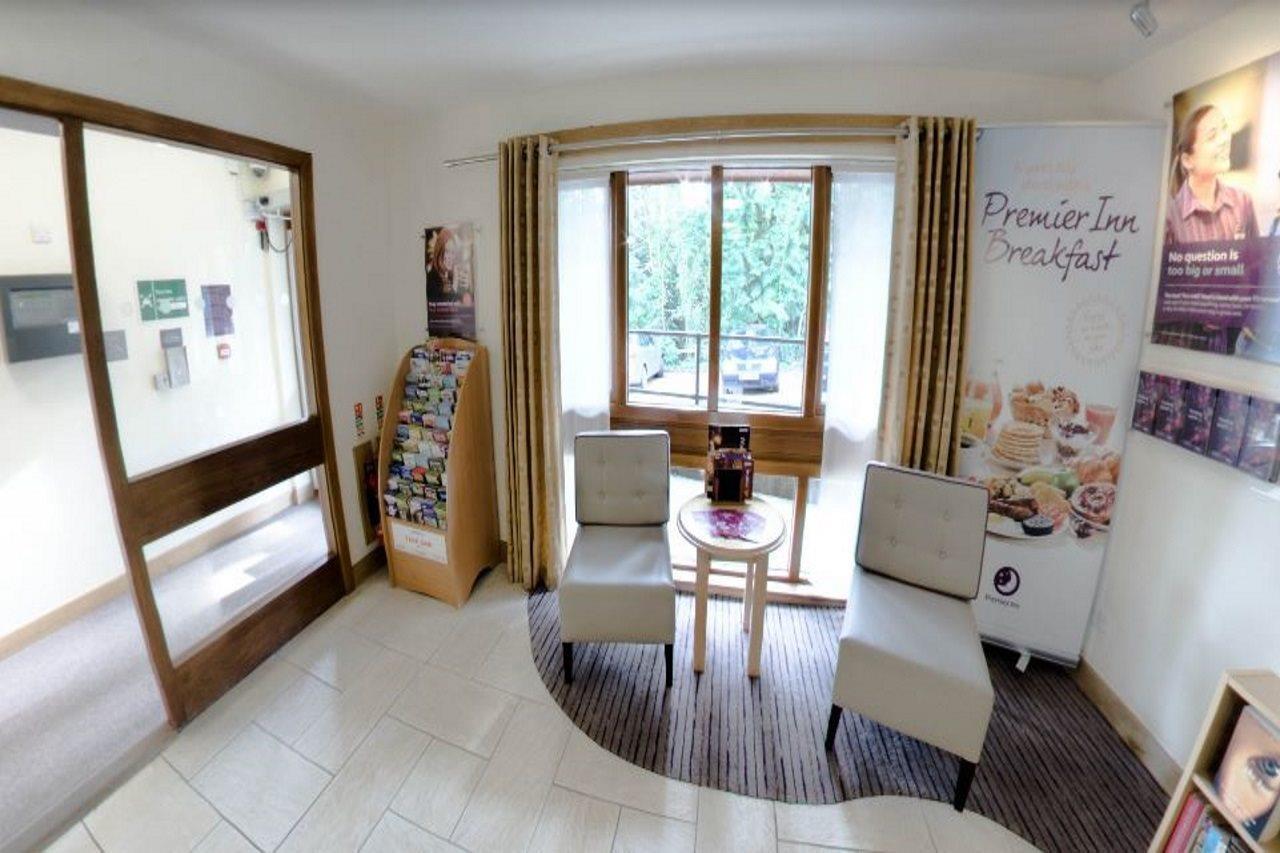 Premier Inn Portsmouth Horndean Ngoại thất bức ảnh